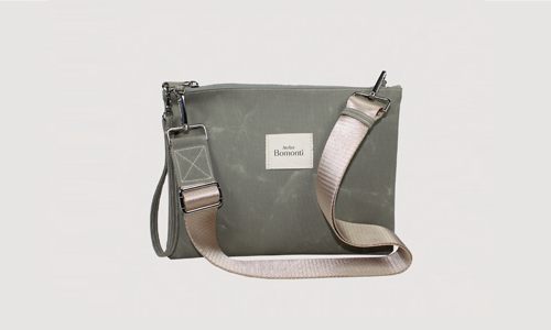 Cool Mint Clutch